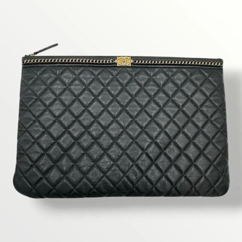 Large O Case Black Quilted Lambskin Zip Pouch Gold CC Clutch Bag